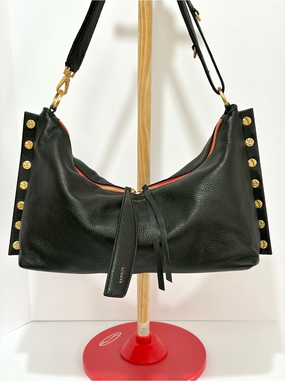 HAMMITT Mr G. Shoulder Bag In Black Leather/Brushed Gold Hammered Rivets/Red Zip - Picture 3 of 15
